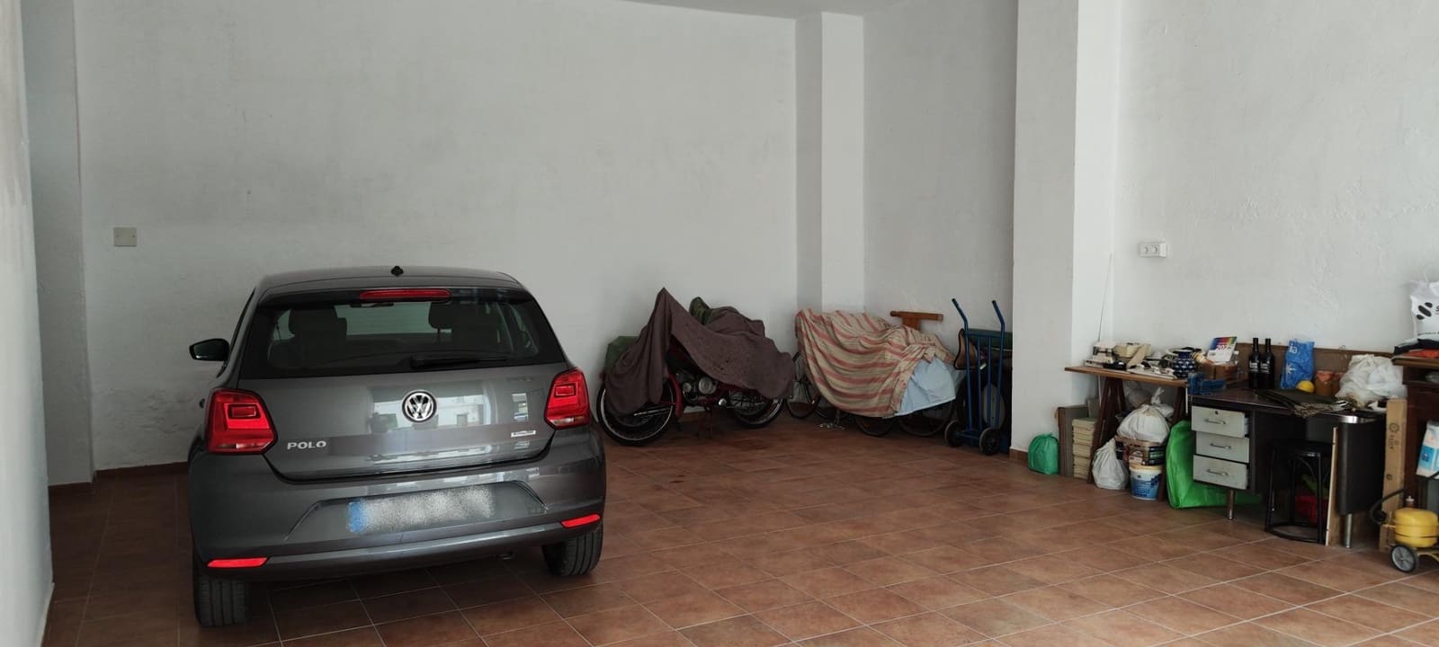 Gewerbe zu vermieten in Castello de la Plana mit Garage - 800 € (Ref: 9841105)