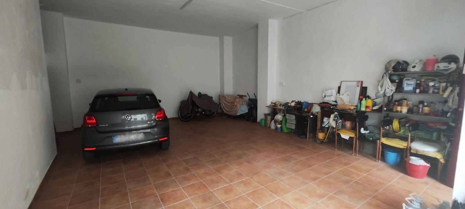 Gewerbe zu vermieten in Castello de la Plana mit Garage - 800 € (Ref: 9841105)
