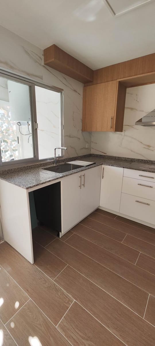 3 bedroom Flat for rent in Castello de la Plana - € 1,200 (Ref: 9841106)