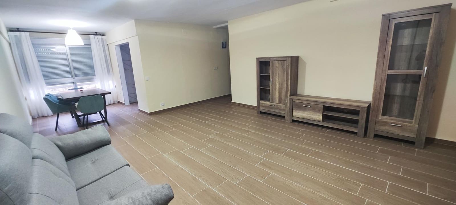 3 bedroom Flat for rent in Castello de la Plana - € 1,200 (Ref: 9841106)