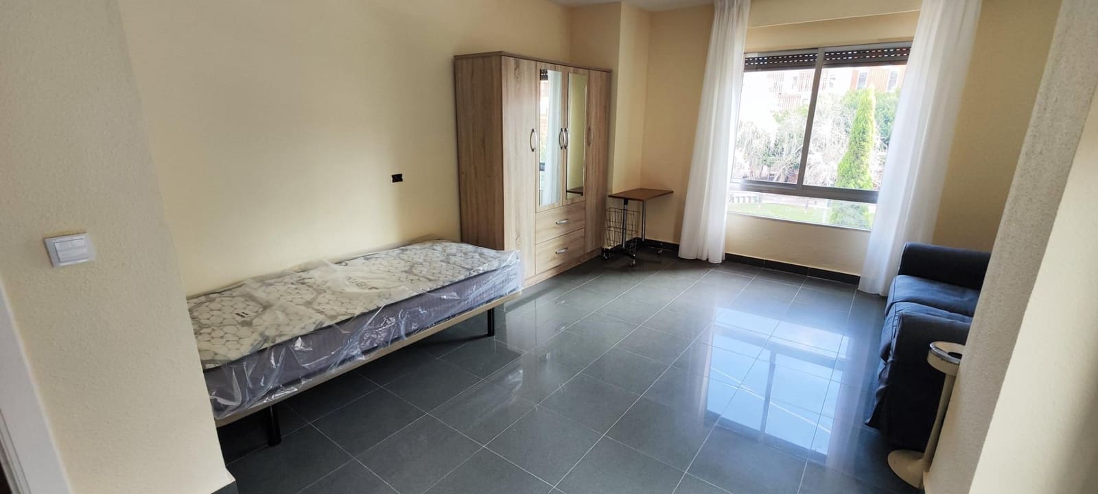3 bedroom Flat for rent in Castello de la Plana - € 1,200 (Ref: 9841106)