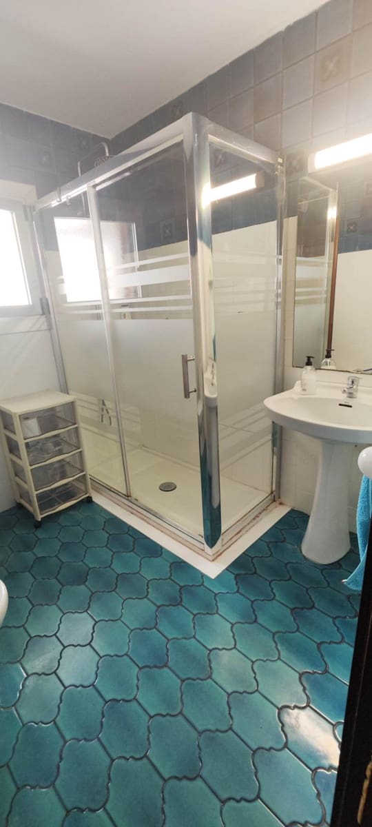 4 bedroom Flat for sale in Castello de la Plana - € 150,000 (Ref: 9841107)