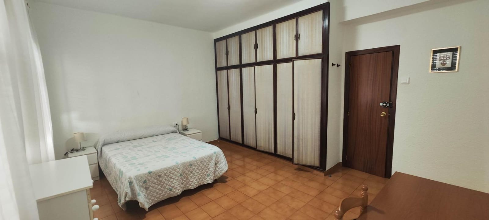 4 bedroom Flat for sale in Castello de la Plana - € 150,000 (Ref: 9841107)