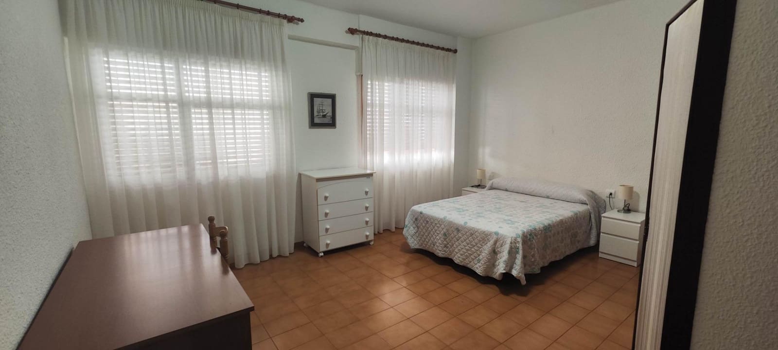 4 bedroom Flat for sale in Castello de la Plana - € 150,000 (Ref: 9841107)