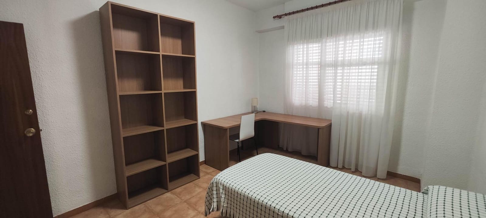 4 bedroom Flat for sale in Castello de la Plana - € 150,000 (Ref: 9841107)