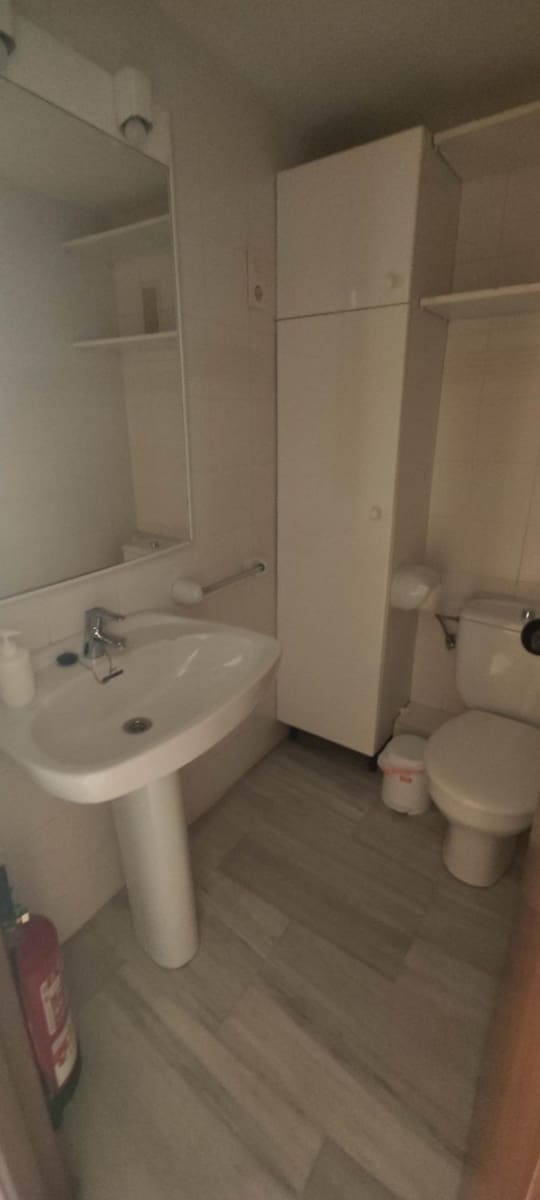 Office for rent in Castello de la Plana - € 475 (Ref: 9841108)