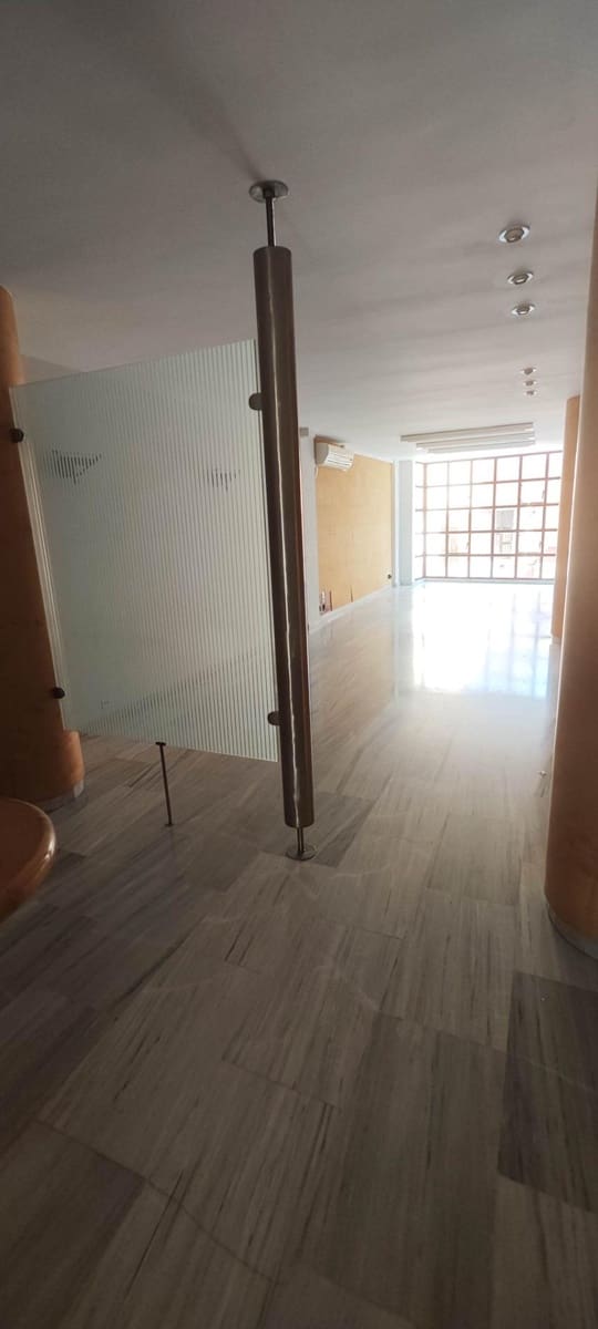 Office for rent in Castello de la Plana - € 475 (Ref: 9841108)