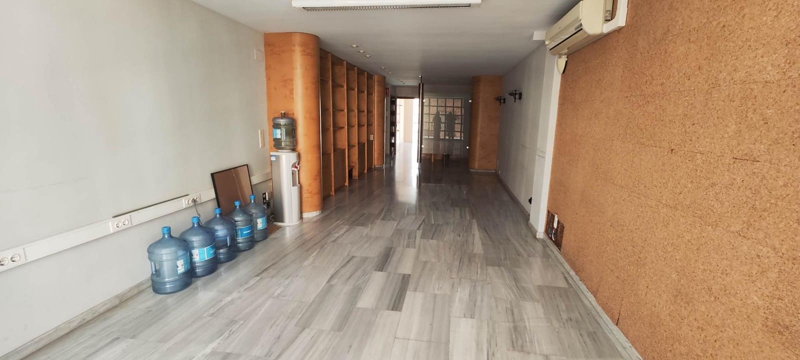 Office for rent in Castello de la Plana - € 475 (Ref: 9841108)