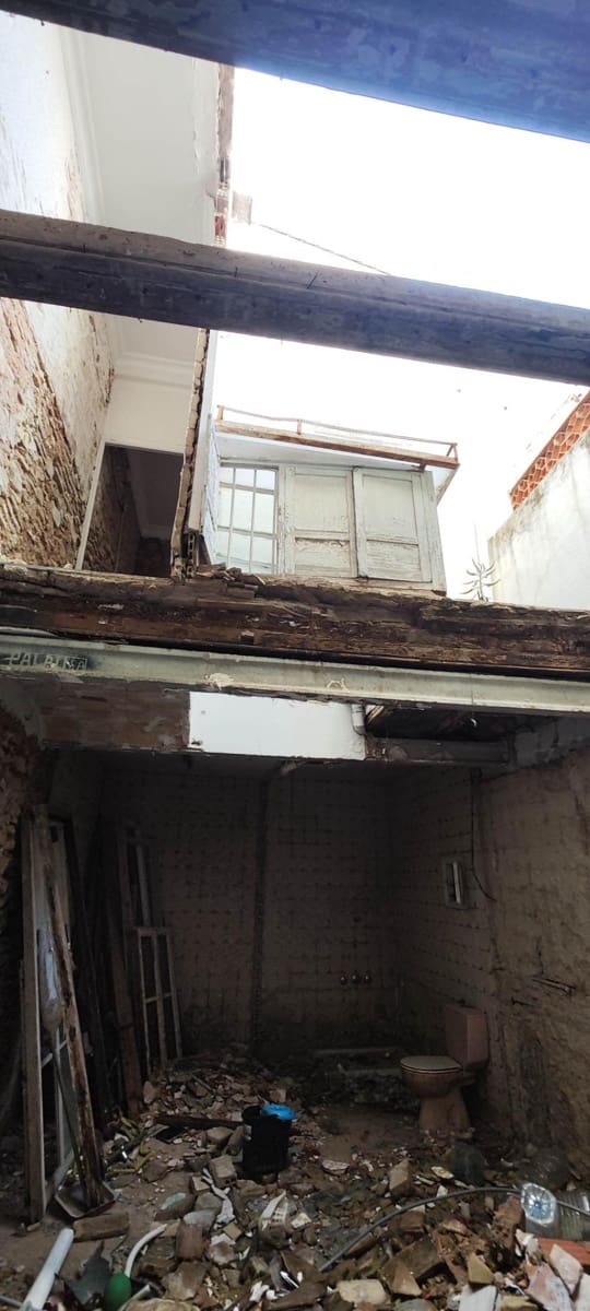 3 bedroom Townhouse for sale in Castello de la Plana - € 95,000 (Ref: 9841109)