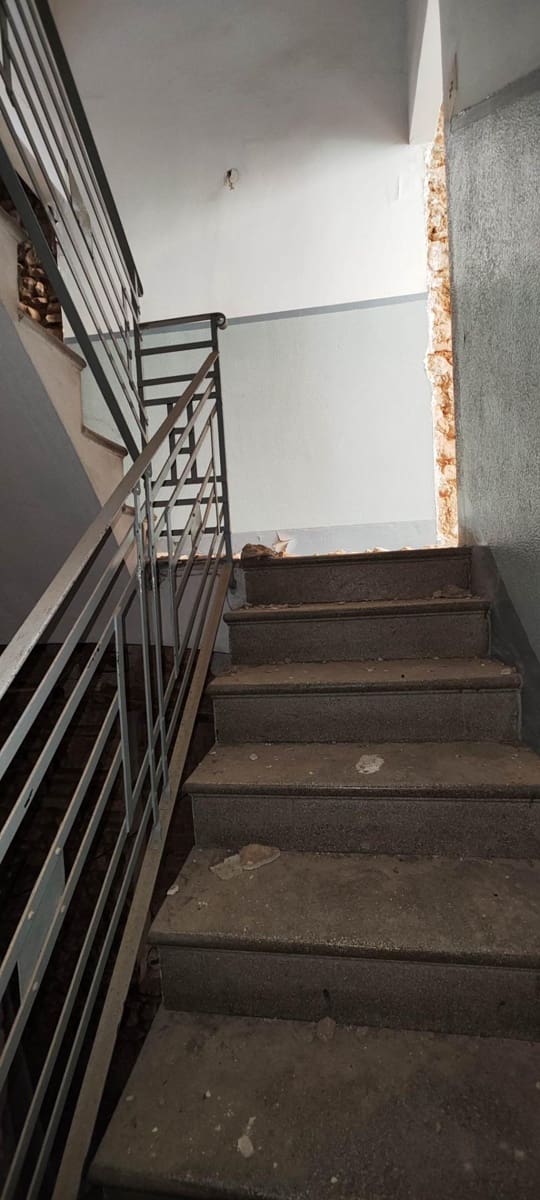 3 bedroom Townhouse for sale in Castello de la Plana - € 95,000 (Ref: 9841109)