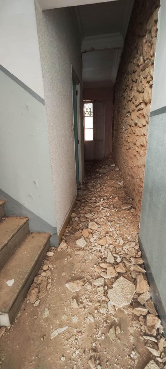 3 bedroom Townhouse for sale in Castello de la Plana - € 95,000 (Ref: 9841109)