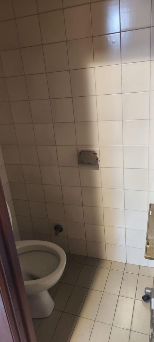 3 soveværelse Kontor til salg i Castello de la Plana - € 110.000 (Ref: 9841110)