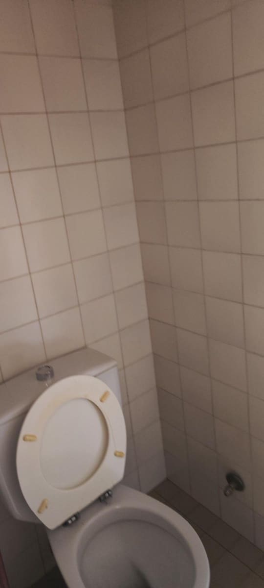 3 soveværelse Kontor til salg i Castello de la Plana - € 110.000 (Ref: 9841110)