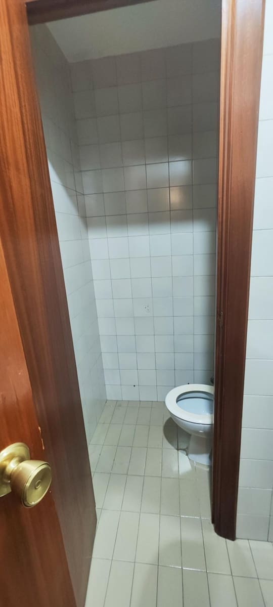 3 soveværelse Kontor til salg i Castello de la Plana - € 110.000 (Ref: 9841110)