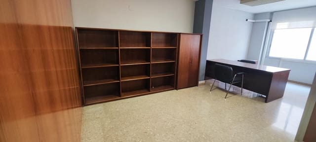 3 soveværelse Kontor til salg i Centro, Castelló de la Plana - € 110.000 (Ref: 9841110)