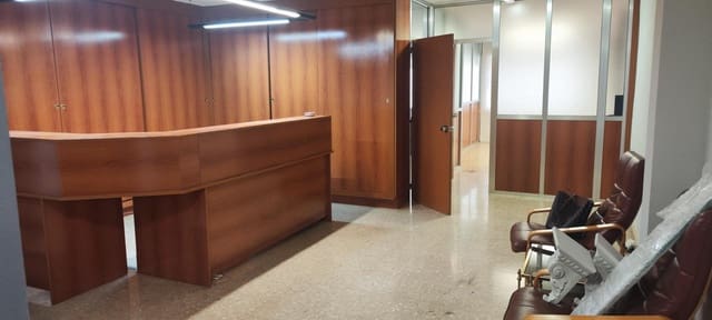 3 soveværelse Kontor til salg i Centro, Castelló de la Plana - € 110.000 (Ref: 9841110)