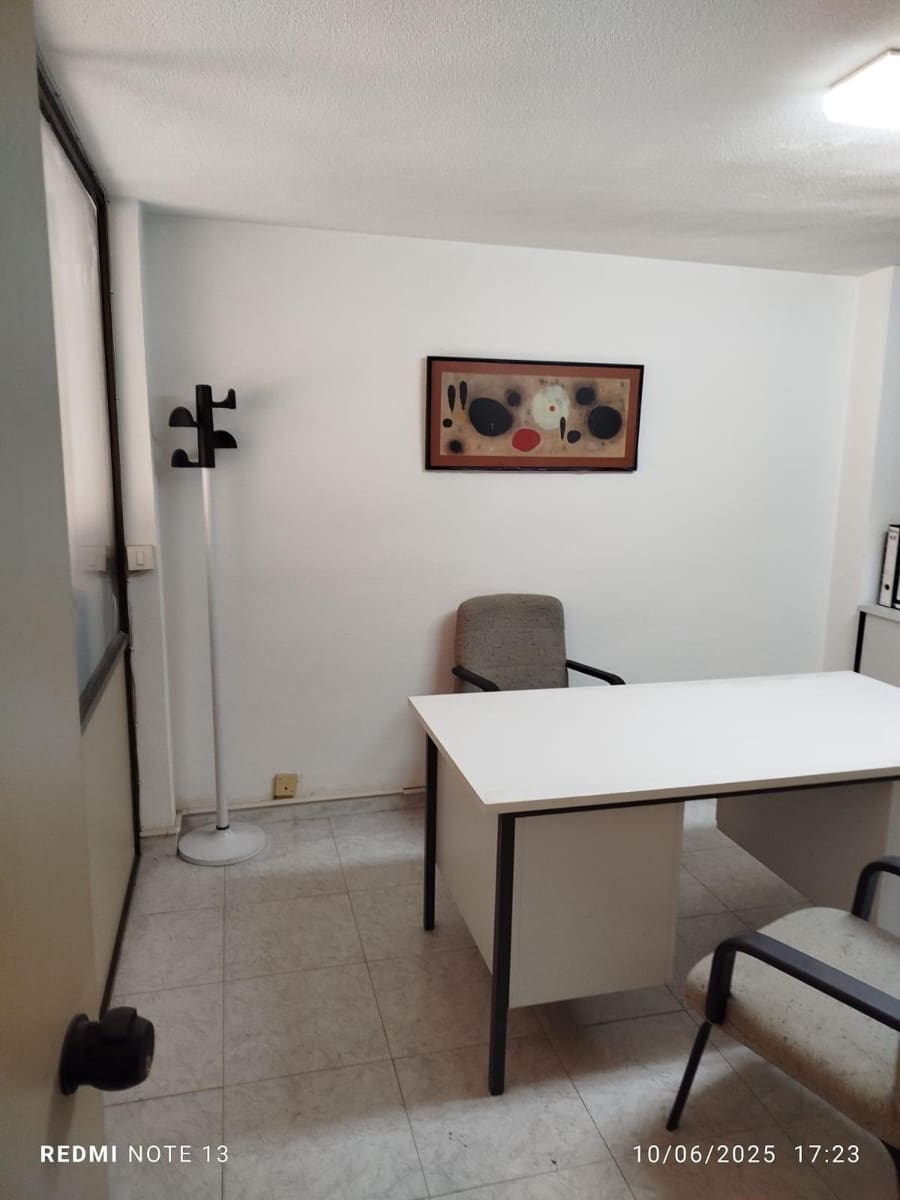 5 soveværelse Kontor til salg i Vila-real - € 110.000 (Ref: 9841111)