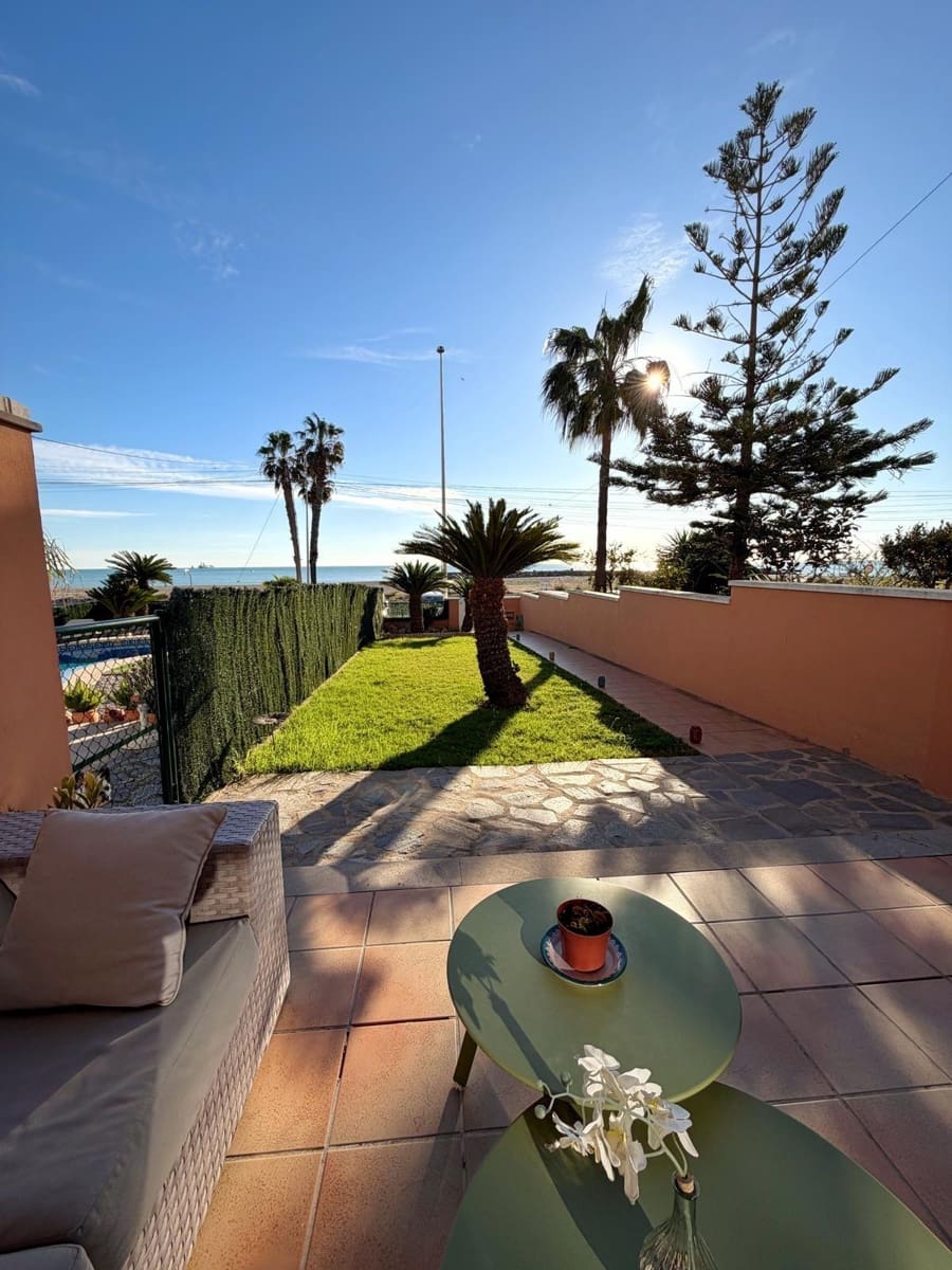 3 bedroom Townhouse for sale in Almassora / Almazora - € 330,000 (Ref: 9841113)