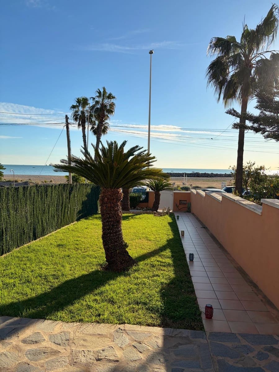 3 bedroom Townhouse for sale in Almassora / Almazora - € 330,000 (Ref: 9841113)