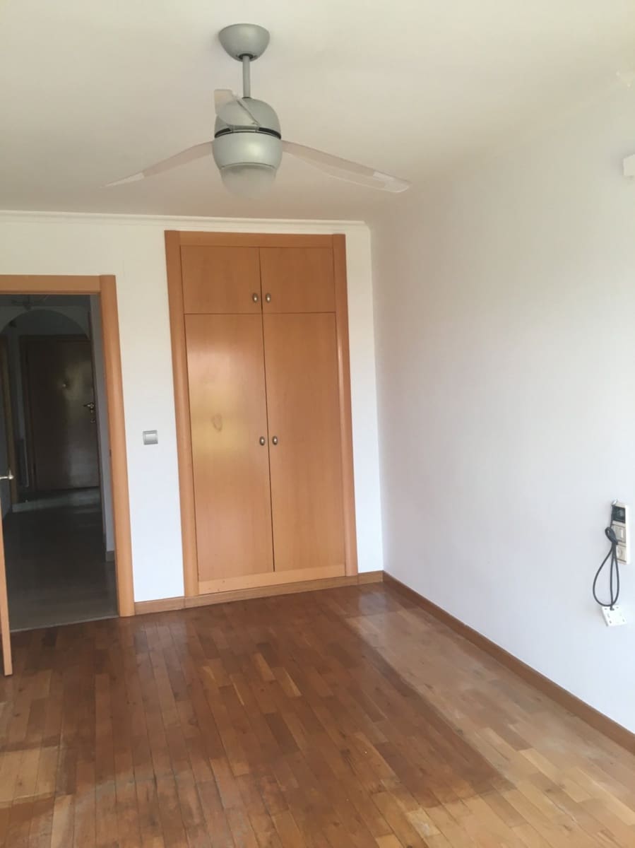 4 bedroom Flat for sale in Castello de la Plana - € 310,000 (Ref: 9841114)