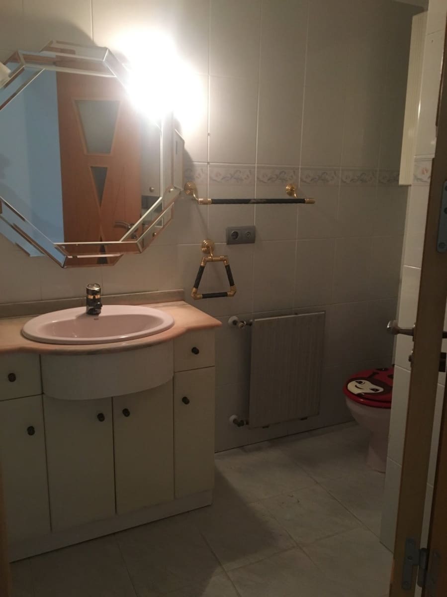 4 bedroom Flat for sale in Castello de la Plana - € 310,000 (Ref: 9841114)