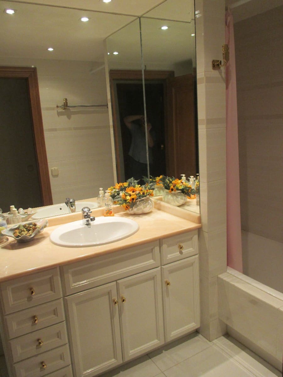 5 bedroom Flat for sale in Castello de la Plana - € 400,000 (Ref: 9841116)