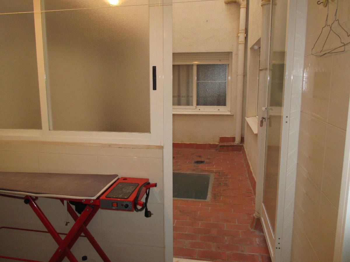 5 bedroom Flat for sale in Castello de la Plana - € 400,000 (Ref: 9841116)