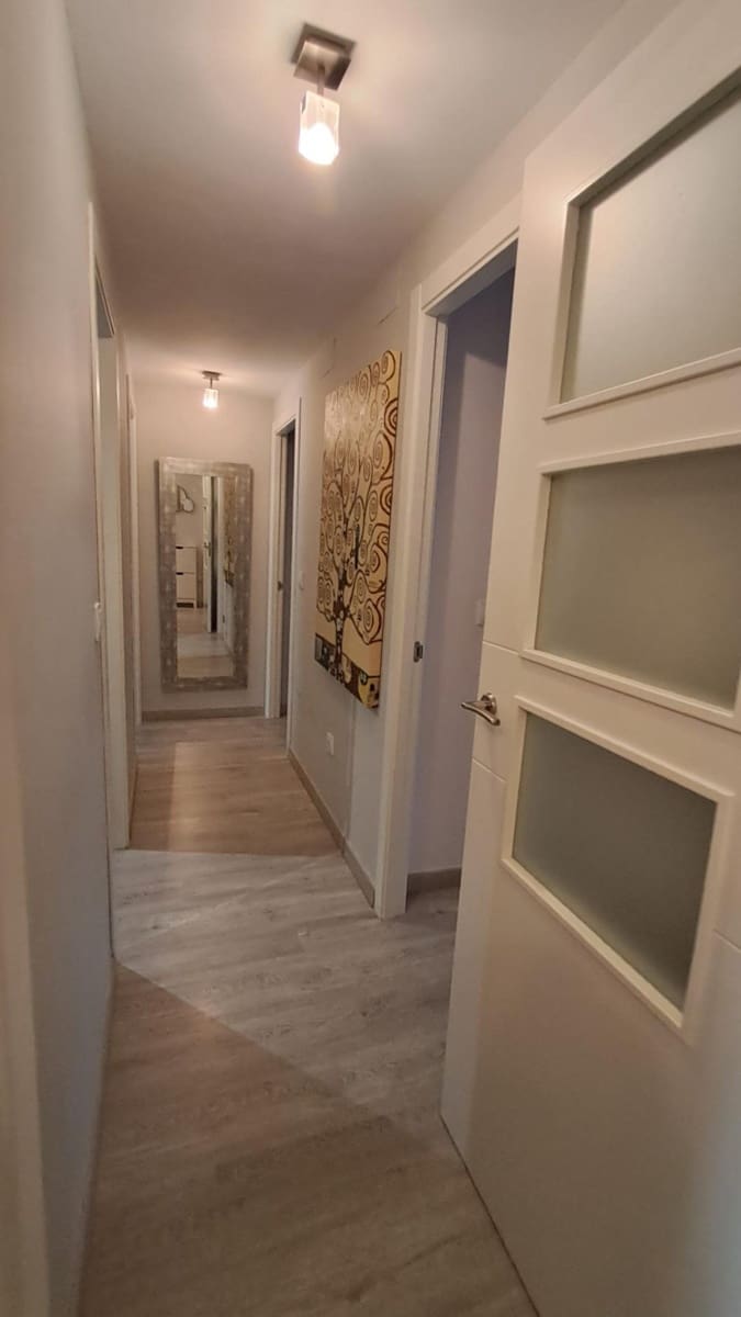 3 bedroom Flat for sale in Castello de la Plana - € 290,000 (Ref: 9841118)