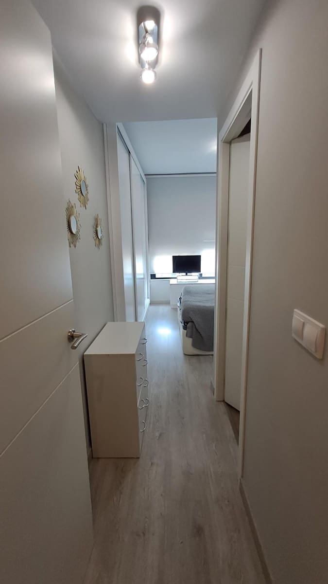 3 bedroom Flat for sale in Castello de la Plana - € 290,000 (Ref: 9841118)