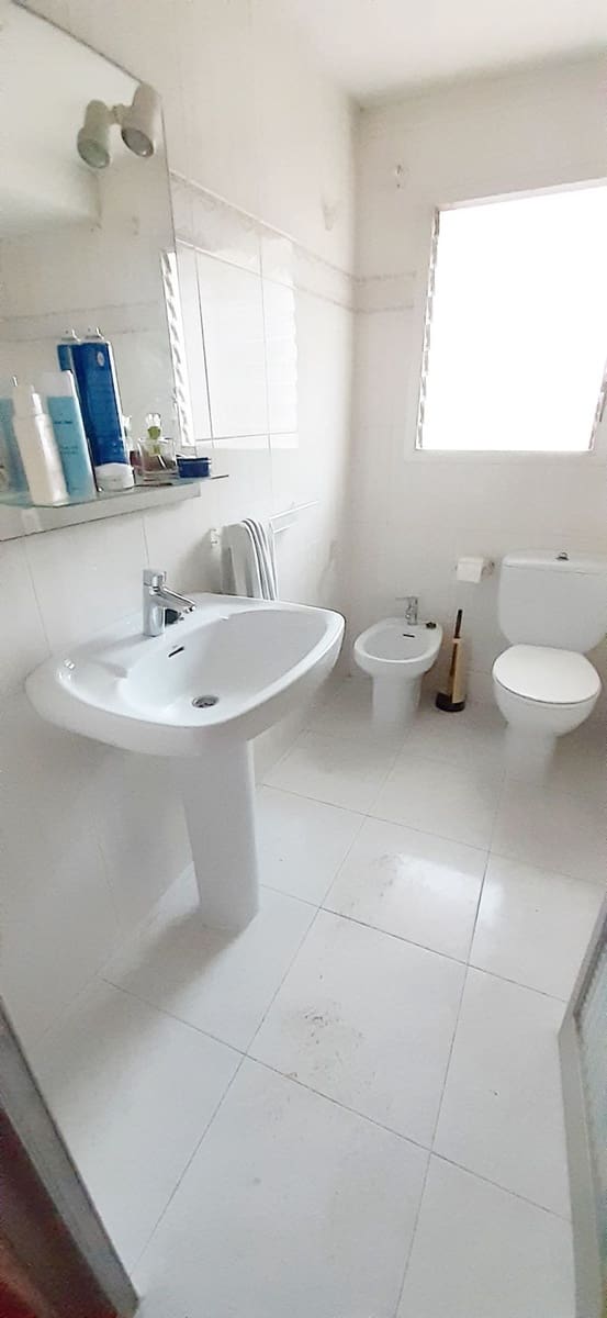 4 bedroom Villa for rent in Almassora / Almazora - € 1,200 (Ref: 9855191)