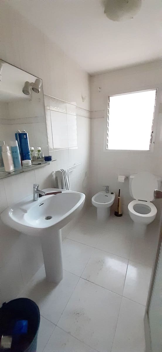 4 bedroom Villa for rent in Almassora / Almazora - € 1,200 (Ref: 9855191)