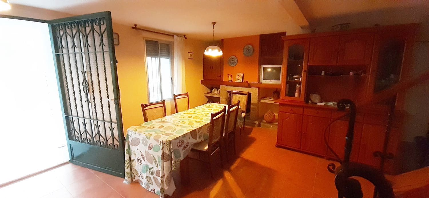 4 bedroom Villa for rent in Almassora / Almazora - € 1,200 (Ref: 9855191)