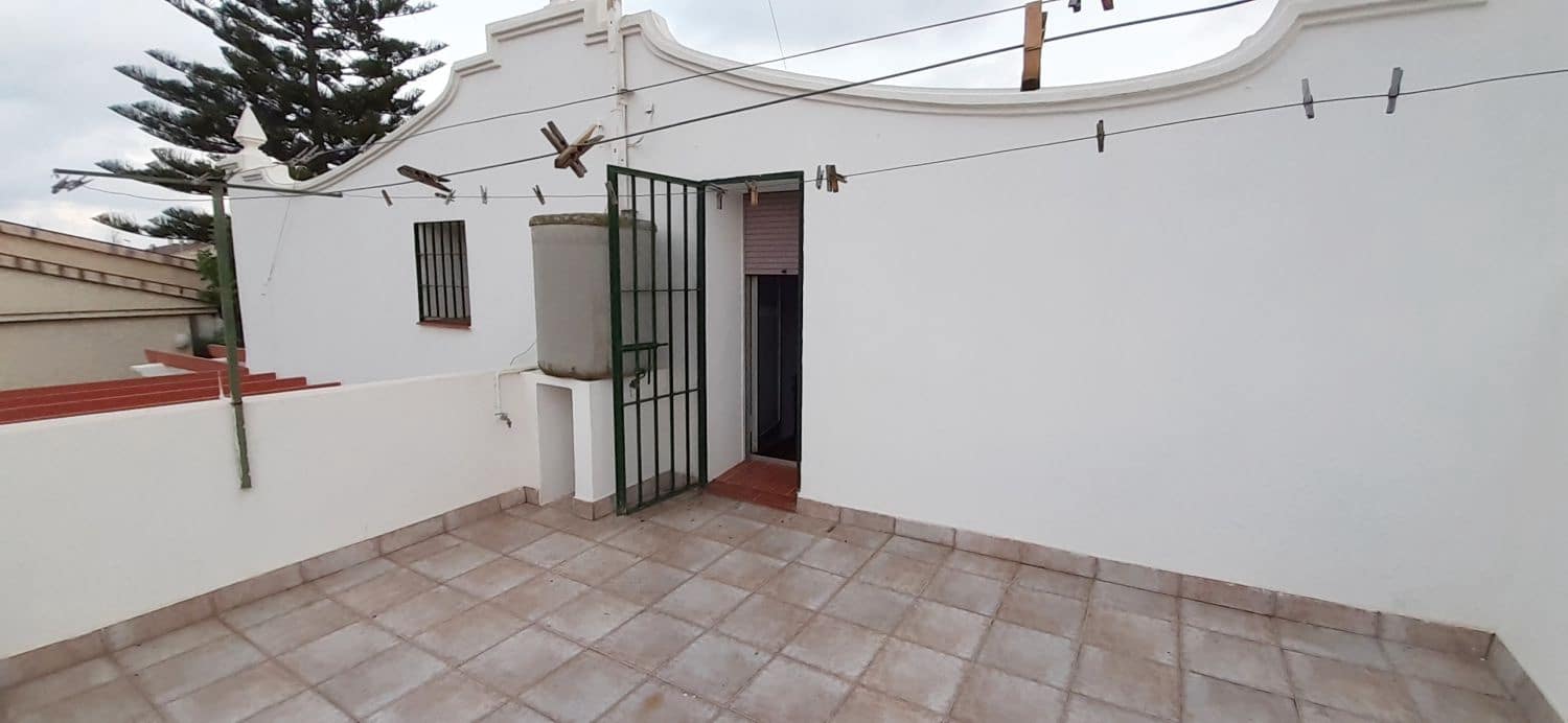 4 bedroom Villa for rent in Almassora / Almazora - € 1,200 (Ref: 9855191)