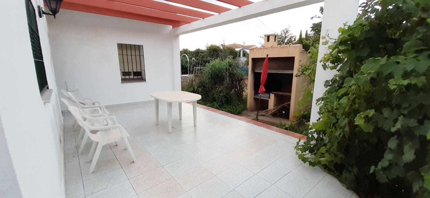 4 bedroom Villa for rent in Almassora / Almazora - € 1,200 (Ref: 9855191)