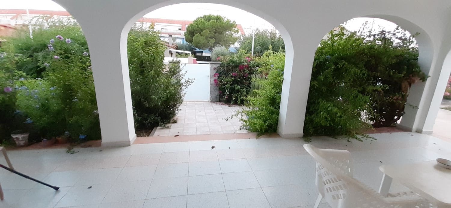 4 bedroom Villa for rent in Almassora / Almazora - € 1,200 (Ref: 9855191)