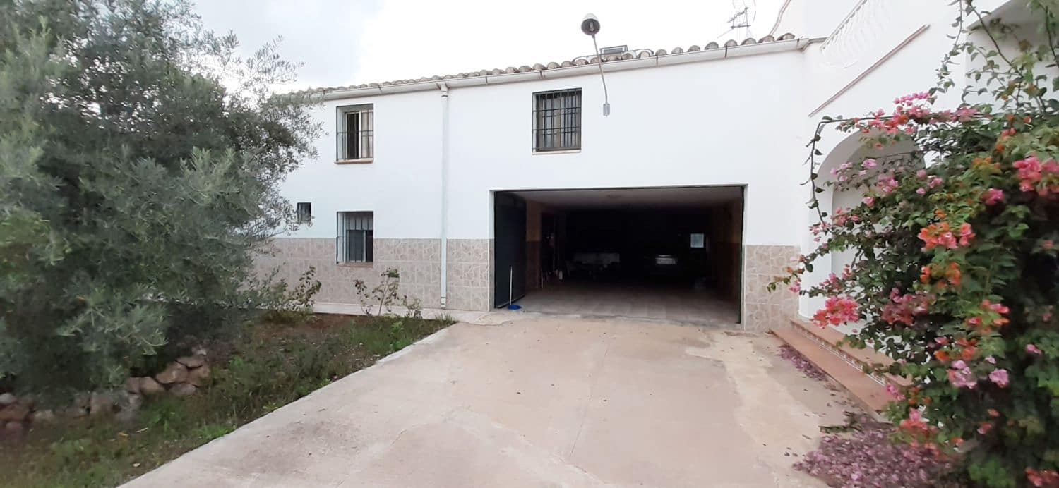 4 bedroom Villa for rent in Almassora / Almazora - € 1,200 (Ref: 9855191)