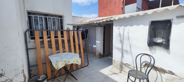 3 bedroom Townhouse for sale in Castelló de la Plana - € 119,000 (Ref: 9866775)