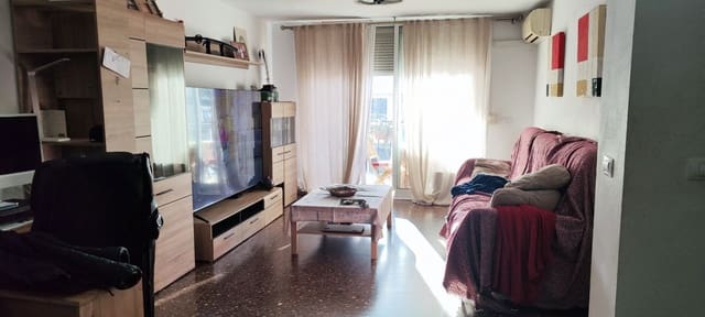 3 makuuhuone Kattohuoneisto myytävänä paikassa Castelló de la Plana - 119 000 € (Ref: 9880724)