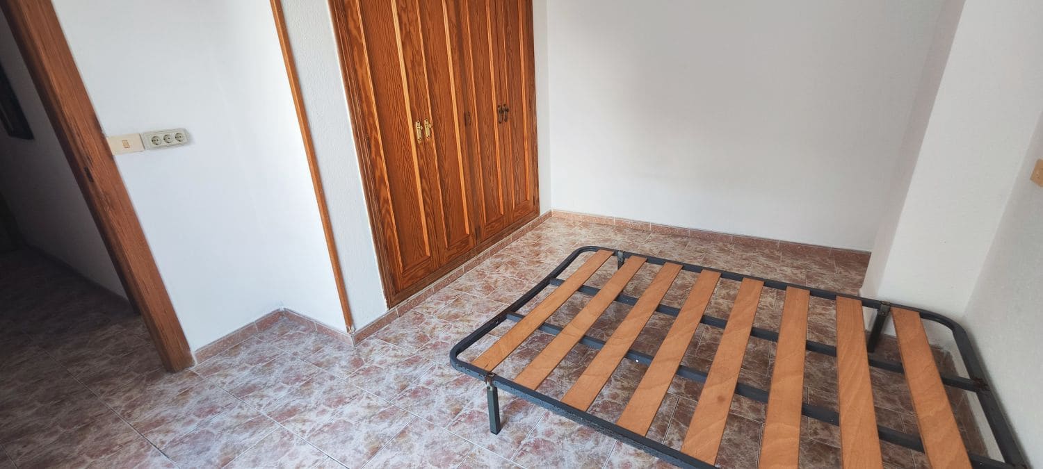 1 Zimmer Wohnung zu verkaufen in Castello de la Plana - 100.000 € (Ref: 9899257)