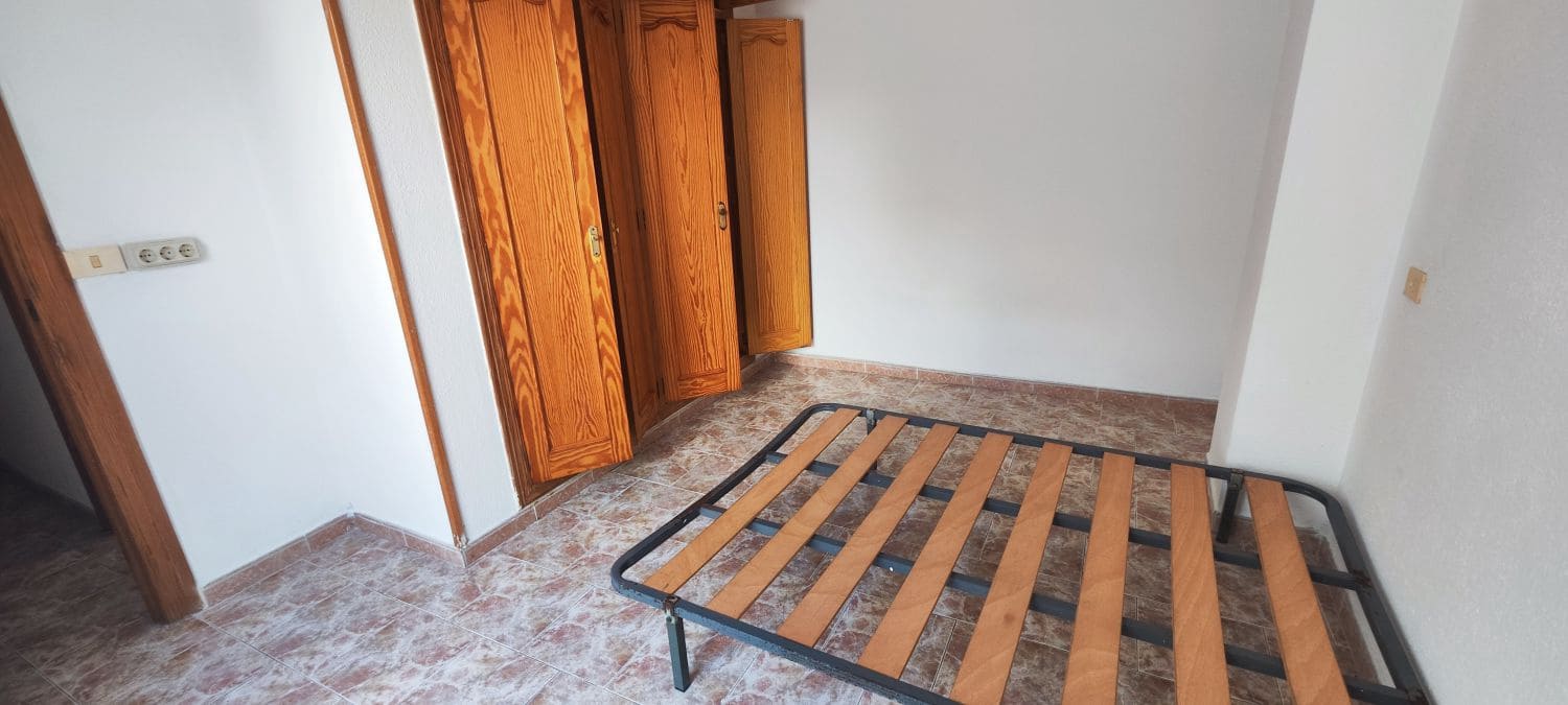 1 Zimmer Wohnung zu verkaufen in Castello de la Plana - 100.000 € (Ref: 9899257)