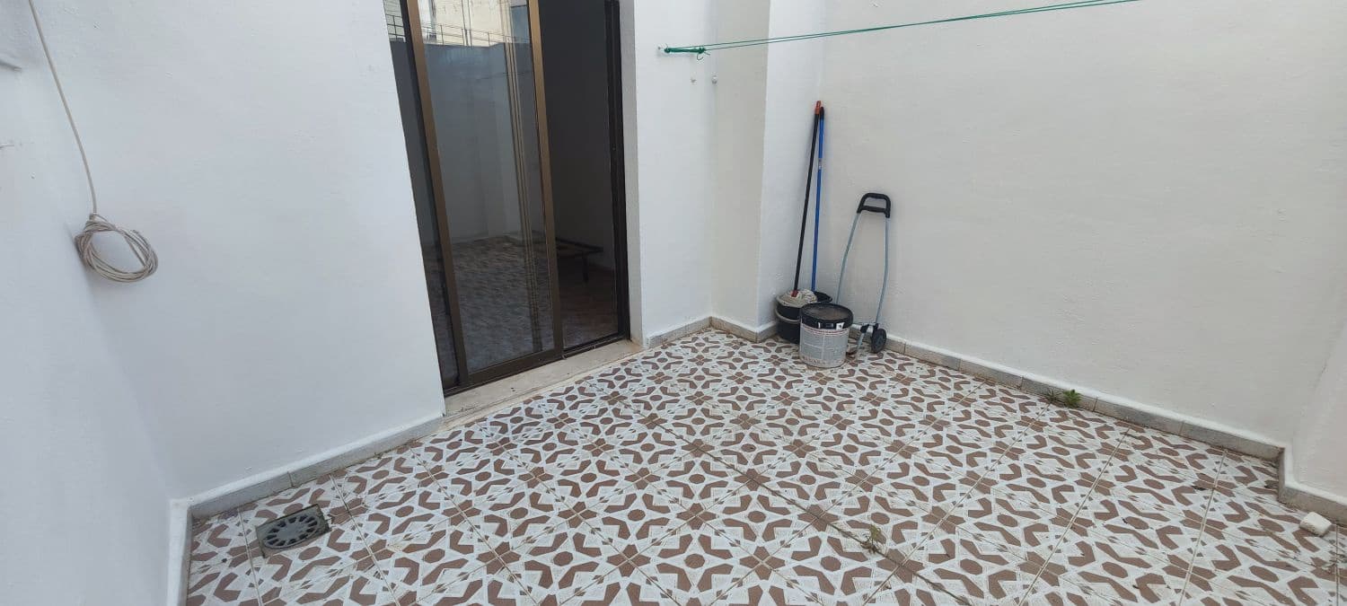 1 Zimmer Wohnung zu verkaufen in Castello de la Plana - 100.000 € (Ref: 9899257)