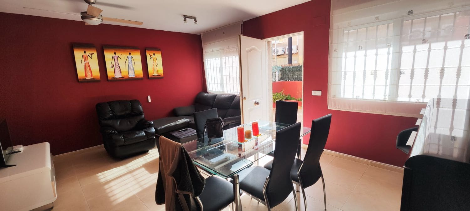 3 sovrum Radhus att hyra i Almassora / Almazora med pool garage - 850 € (Ref: 9915379)