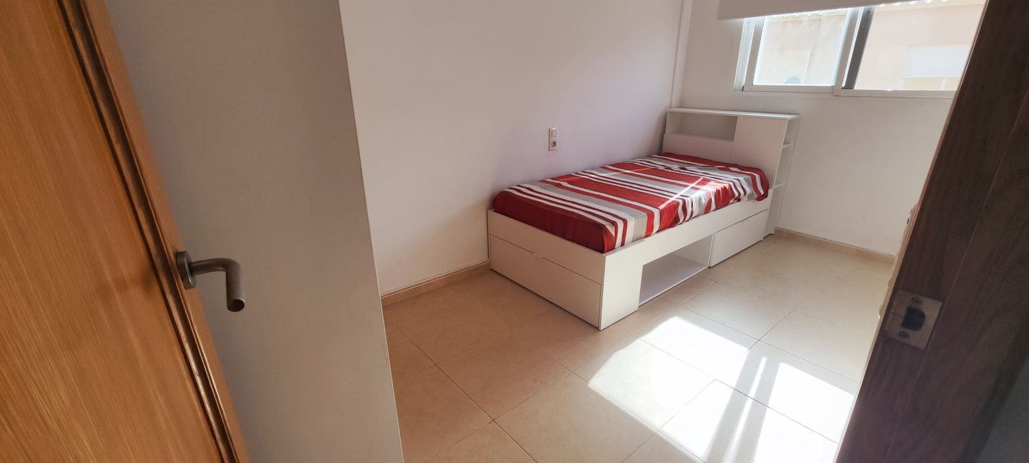3 sovrum Radhus att hyra i Almassora / Almazora med pool garage - 850 € (Ref: 9915379)