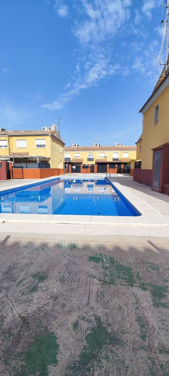 3 sovrum Radhus att hyra i Almassora / Almazora med pool garage - 850 € (Ref: 9915379)