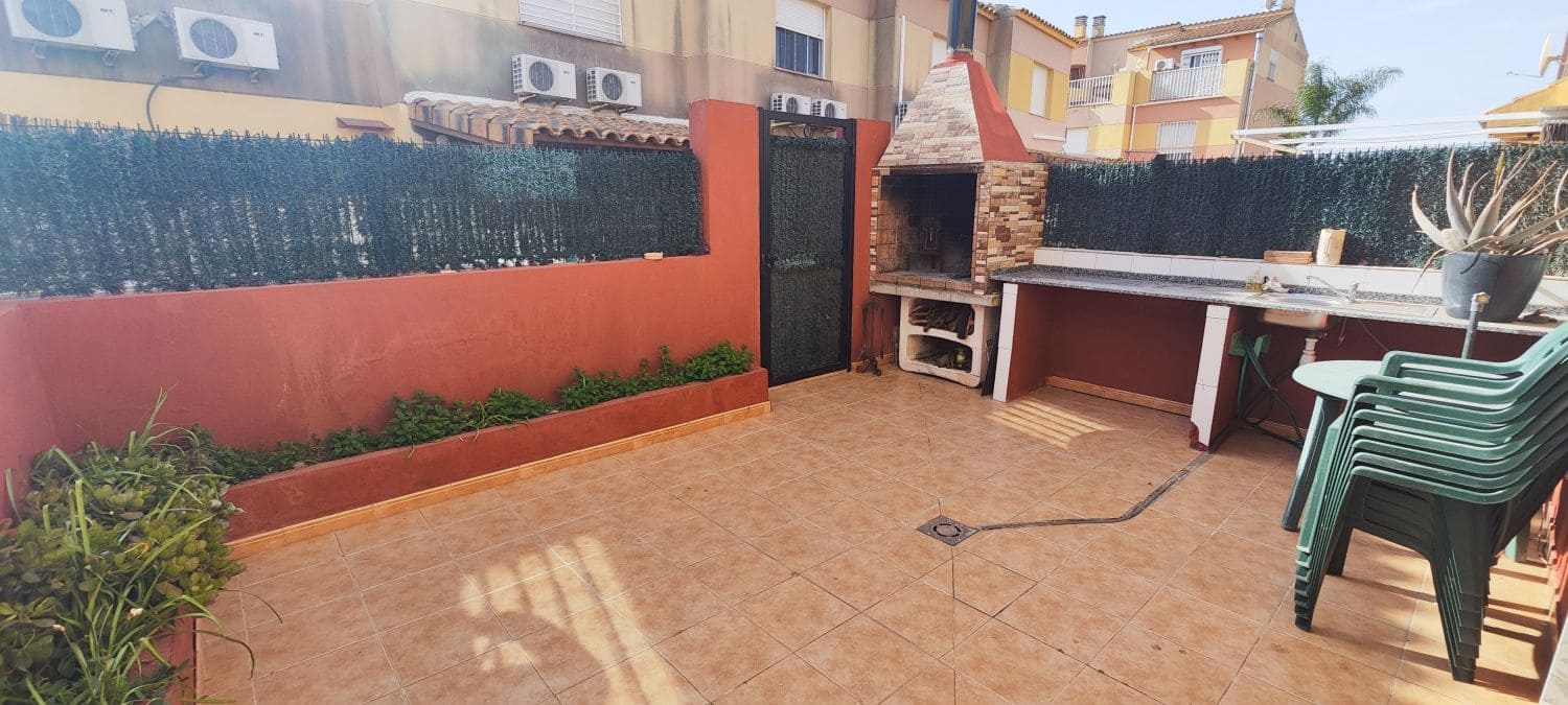 3 sovrum Radhus att hyra i Almassora / Almazora med pool garage - 850 € (Ref: 9915379)
