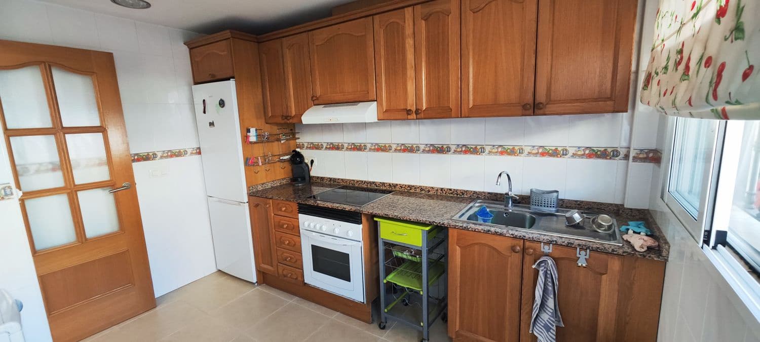 3 sovrum Radhus att hyra i Almassora / Almazora med pool garage - 850 € (Ref: 9915379)
