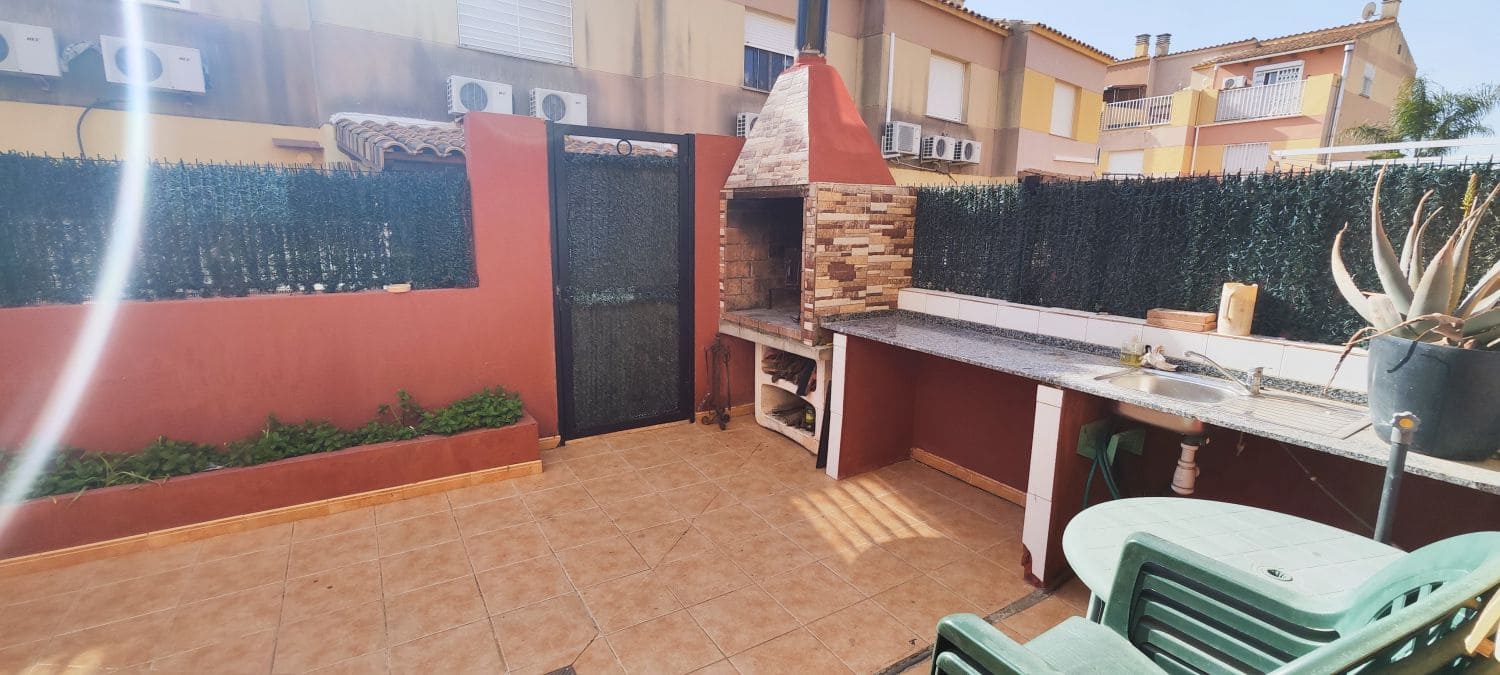 3 sovrum Radhus att hyra i Almassora / Almazora med pool garage - 850 € (Ref: 9915379)