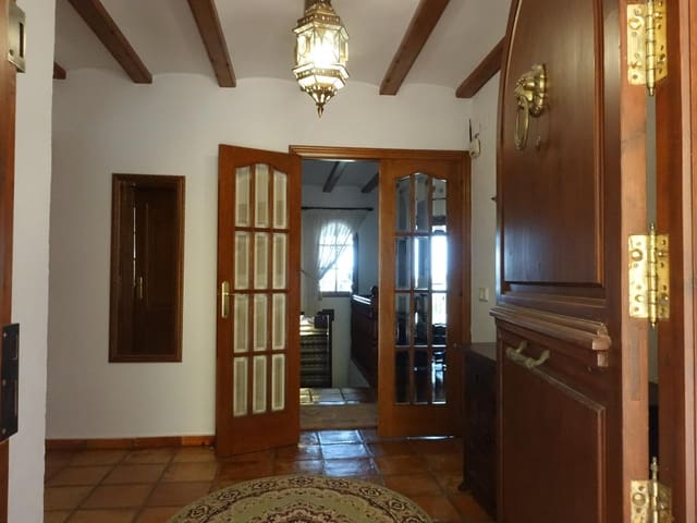 4 Zimmer Villa zu verkaufen in La Xara, Dénia mit Pool Garage - 850.000 € (Ref: 9207303)