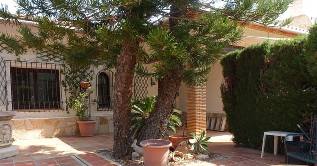 4 Zimmer Villa zu verkaufen in La Xara, Dénia mit Pool Garage - 850.000 € (Ref: 9207303)