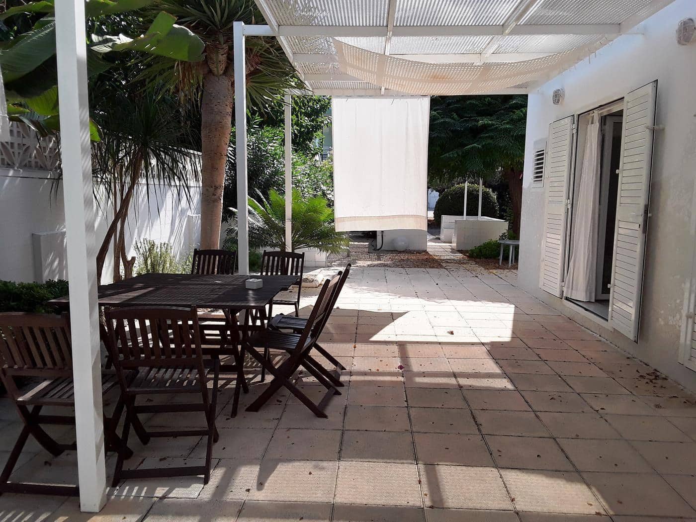 5 soveværelse Rækkehus til salg i Denia med garage - € 635.000 (Ref: 9207304)